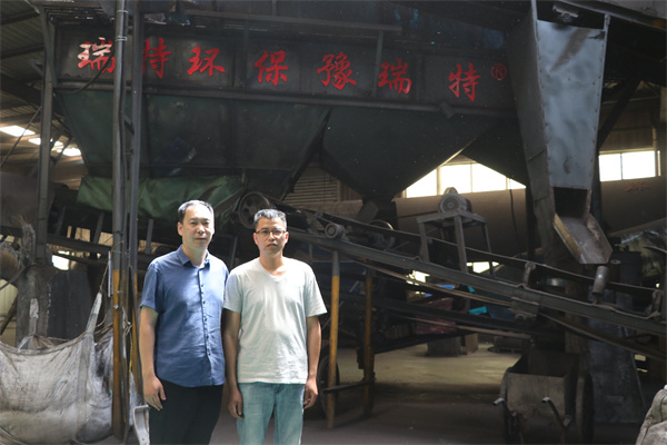 河南瑞特環(huán)?；卦L衛(wèi)輝地區(qū)有機肥生產(chǎn)線設備用戶